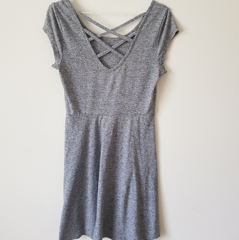 2/10$ Gray mini dress with lacework short sleeves